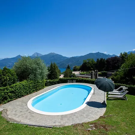 Piscina E Vistalago Crocemenaggio Cir 013145-00318 מנאג'יו